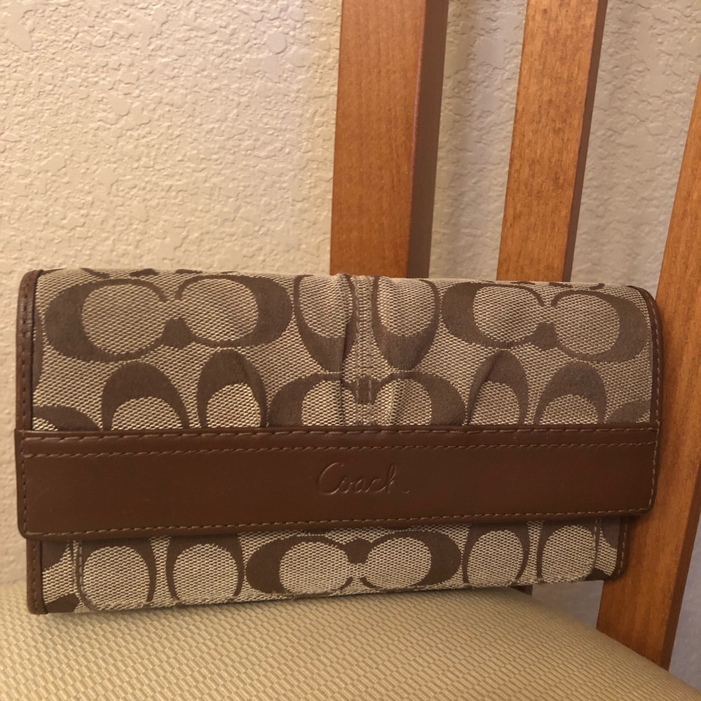 COACH Signature Wallet